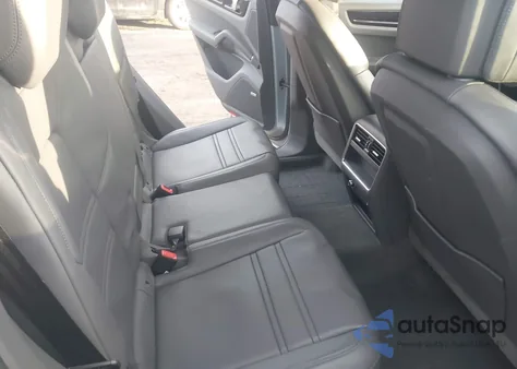 2021 Porsche Cayenne Coupe z USA, uszkodzony, nr VIN WP1BA2AY3MDA40835